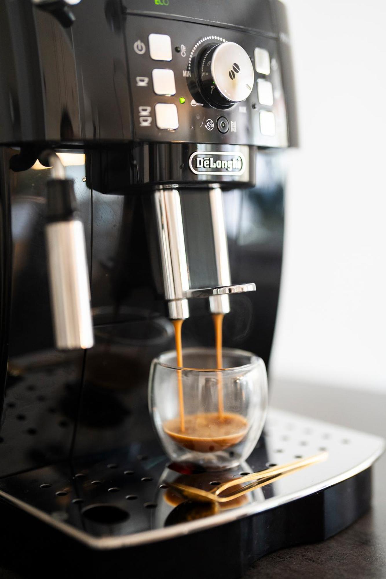 Yay - 65M2 Apartment Am Bahnhof - Smart Tv - Internet - Kaffee - Waschmaschine - Trockner Mühldorf Eksteriør billede