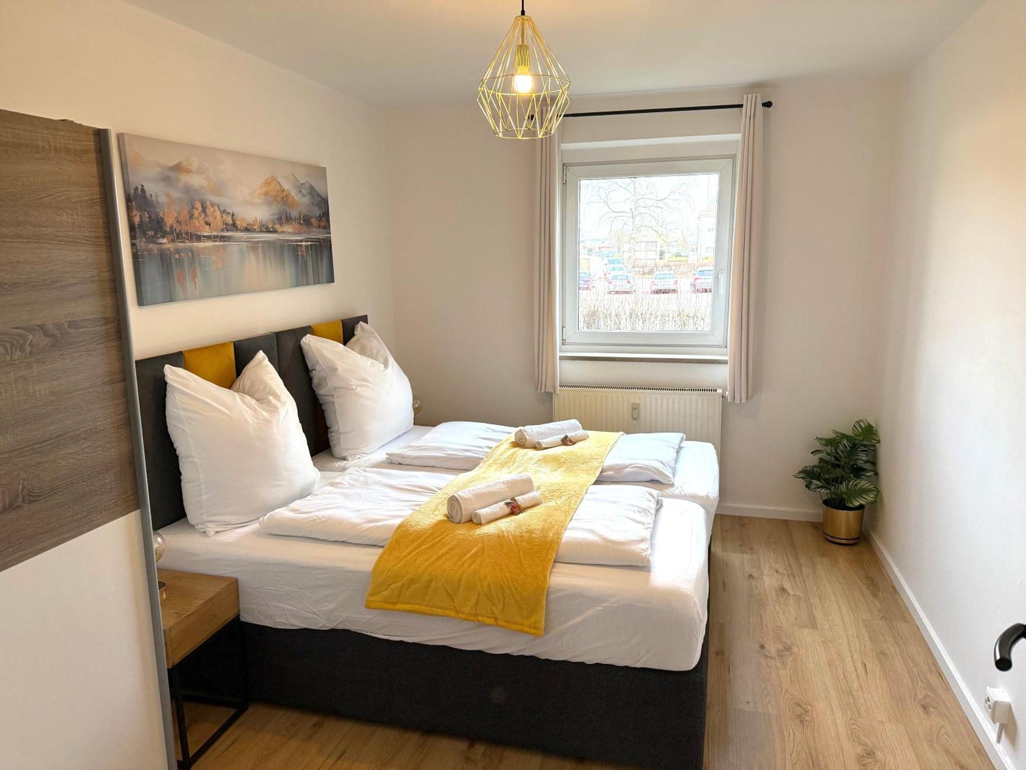 Yay - 65M2 Apartment Am Bahnhof - Smart Tv - Internet - Kaffee - Waschmaschine - Trockner Mühldorf Eksteriør billede
